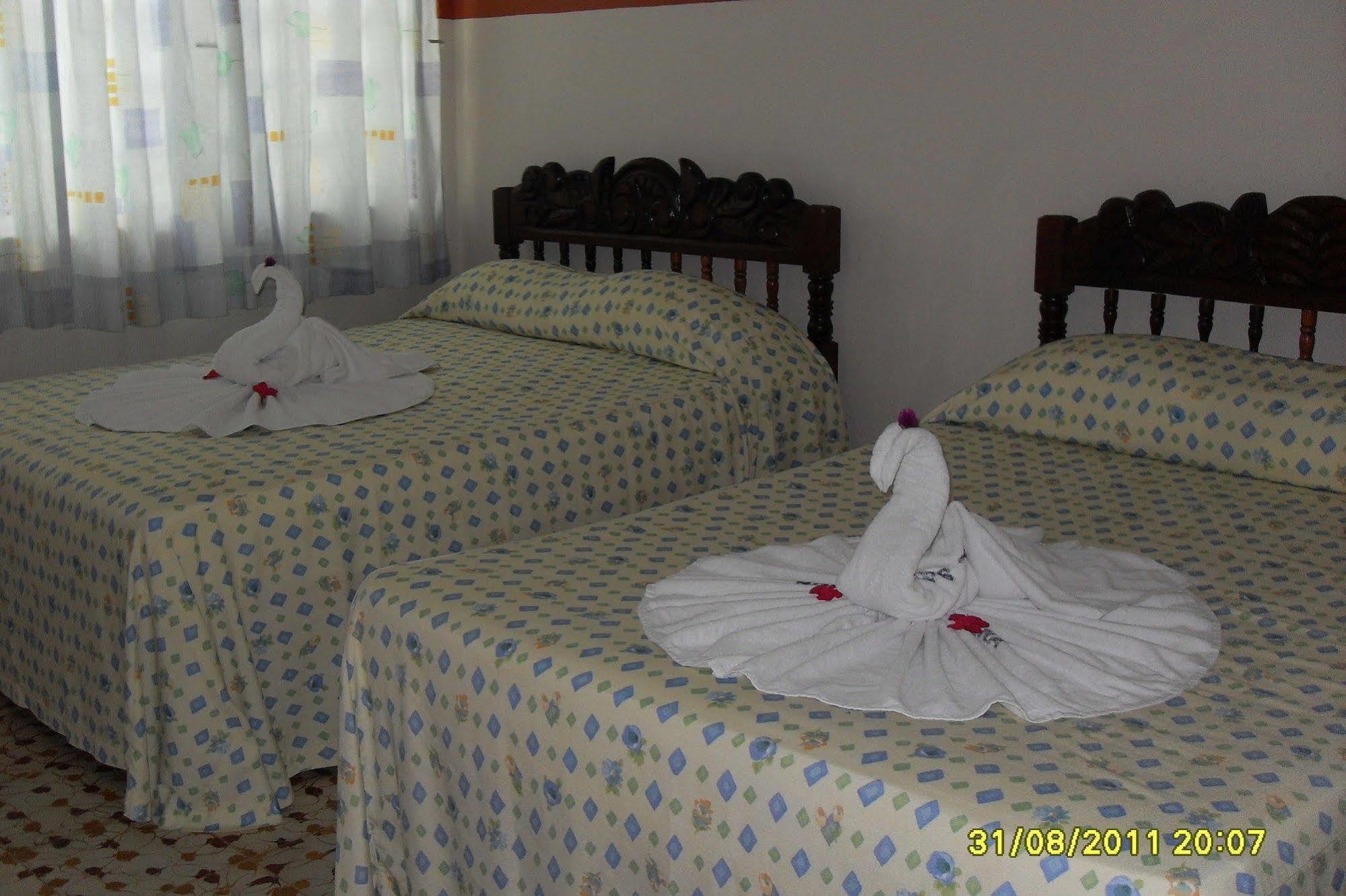 Hotel Quinta Santa Elena Palenque Buitenkant foto